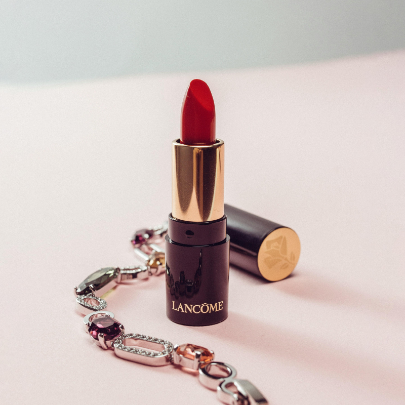 Lancôme L'Absolu Rouge Lipstick – Luxurious & Long-Lasting
