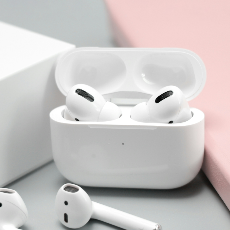 AirPods Pro – Advanced Sound, Unmatched Comfort