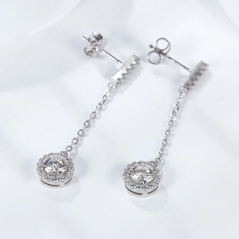 Silver Jewelry Earrings – Classic Elegance with a Modern Twist